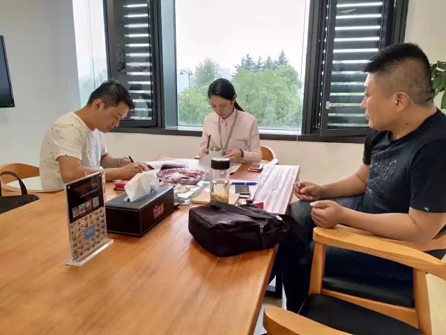 熱烈祝賀泰州姜堰李總、王總簽約創(chuàng)綠家！