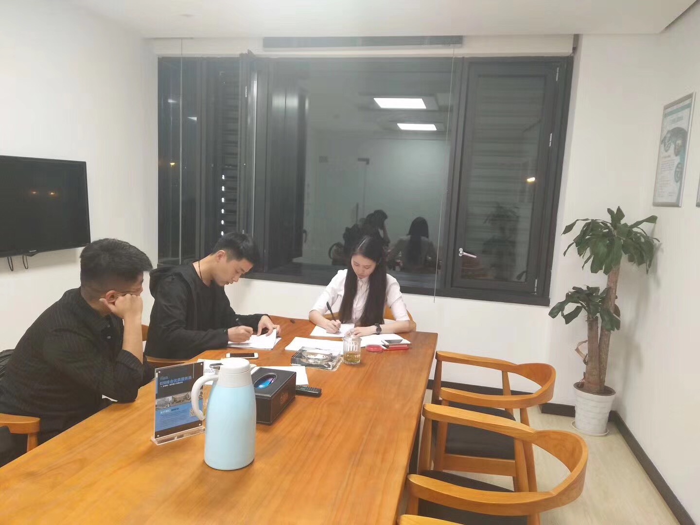 熱烈祝賀馬總、張總簽約創(chuàng)綠家亳州縣級(jí)代理！
