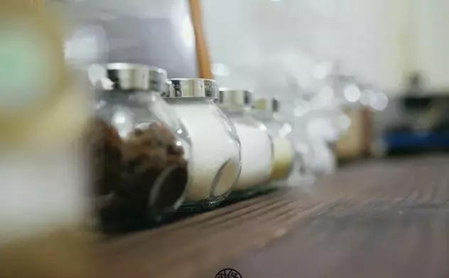 21天3000元重裝出租屋 除甲醛莫忘記！