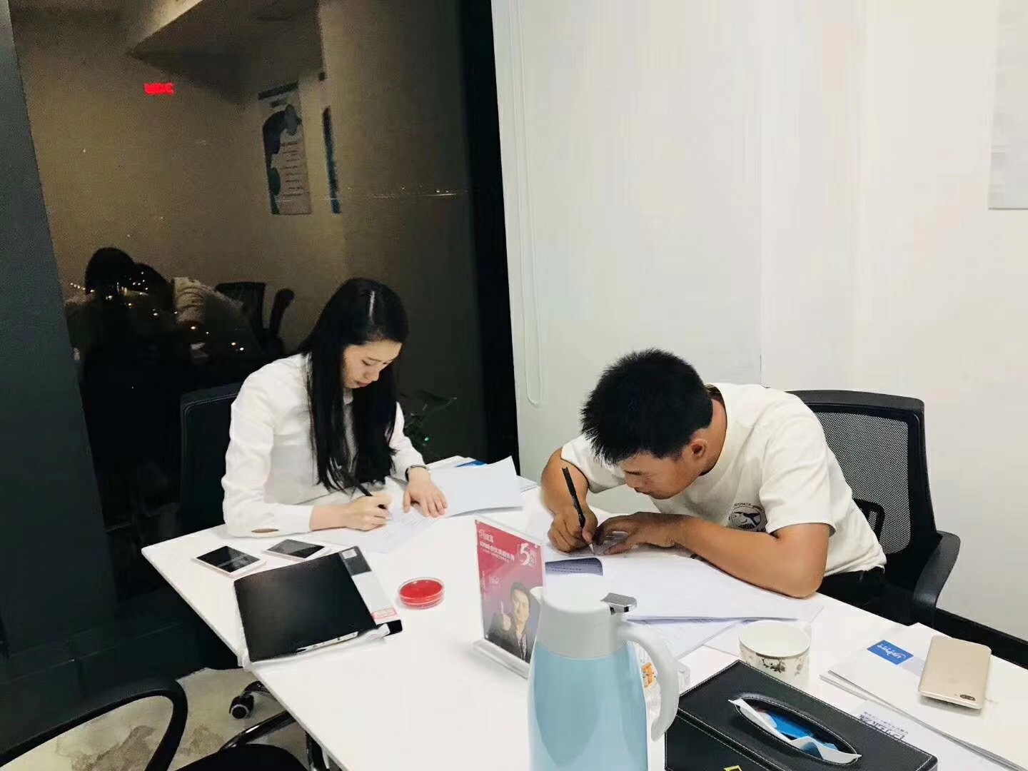 熱烈祝賀楊總簽約創(chuàng)綠家遵義市區(qū)級(jí)代理！