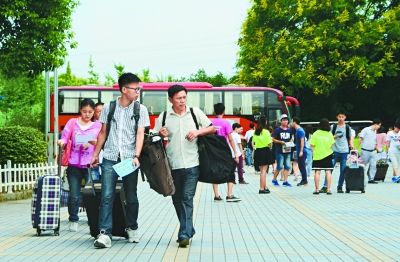 給家人***的禮物，不止是陪伴，還有室內(nèi)空氣健康！