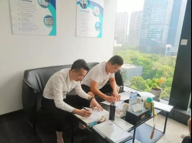 熱烈祝賀張總簽約創(chuàng)綠家山東省濟(jì)南市縣級代理！