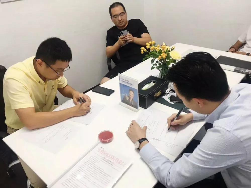 熱烈祝賀湯總簽約創(chuàng)綠家浙江省溫州市區(qū)級(jí)代理！