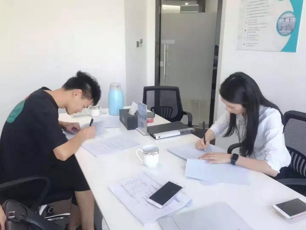 熱烈祝賀劉總簽約創(chuàng)綠家浙江省臺州市區(qū)級代理！