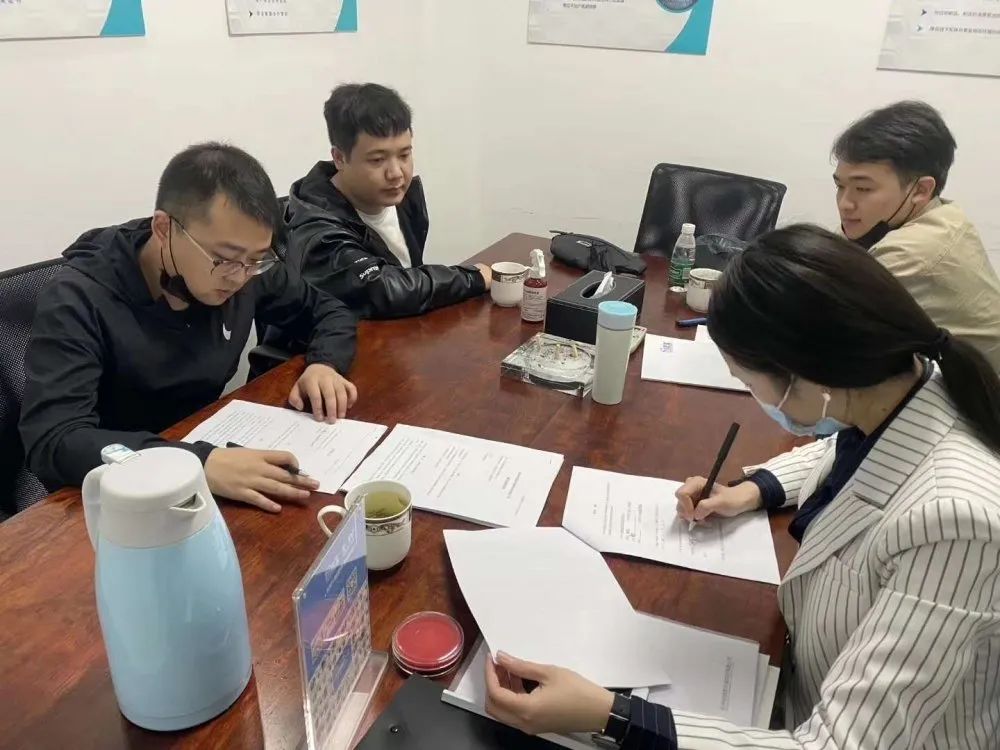熱烈祝賀譚總石總簽約創(chuàng)綠家湖北省恩施州縣級代理！